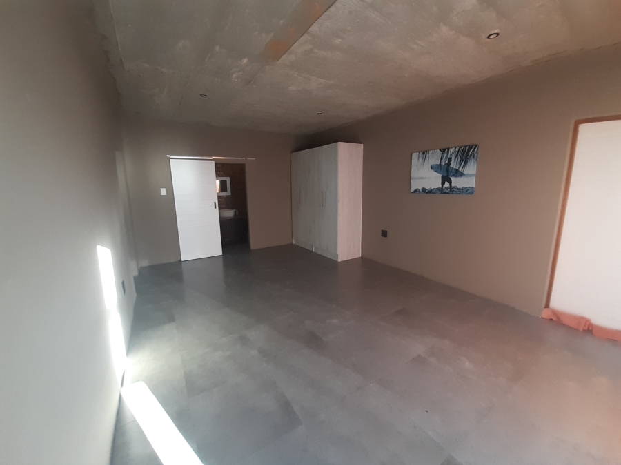 3 Bedroom Property for Sale in Paradise Beach Eastern Cape